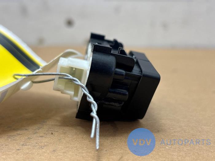 Przelacznik (rózne) Mercedes C-Klasse