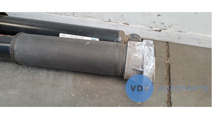 Stoßdämpferset Mercedes GLC-Klasse