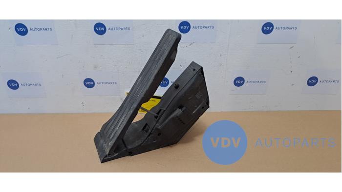 Accelerator pedal Mercedes GLC-Klasse