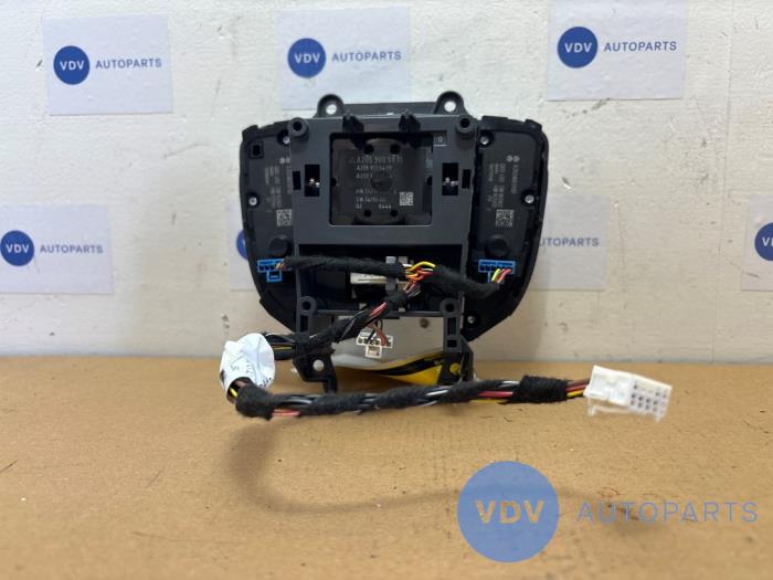 Commande ordinateur de bord Mercedes GLC-Klasse