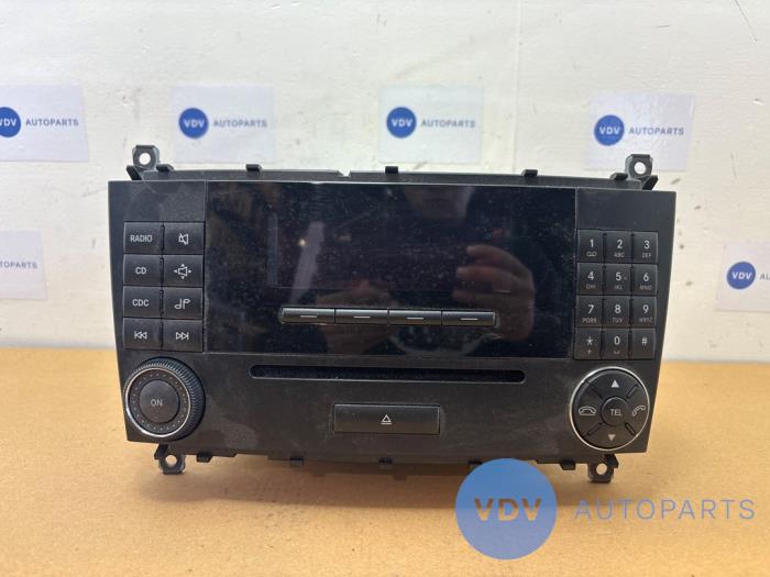 Radio Mercedes C-Klasse