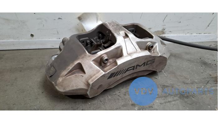 Etrier de frein (pince) avant droit Mercedes GLB-Klasse