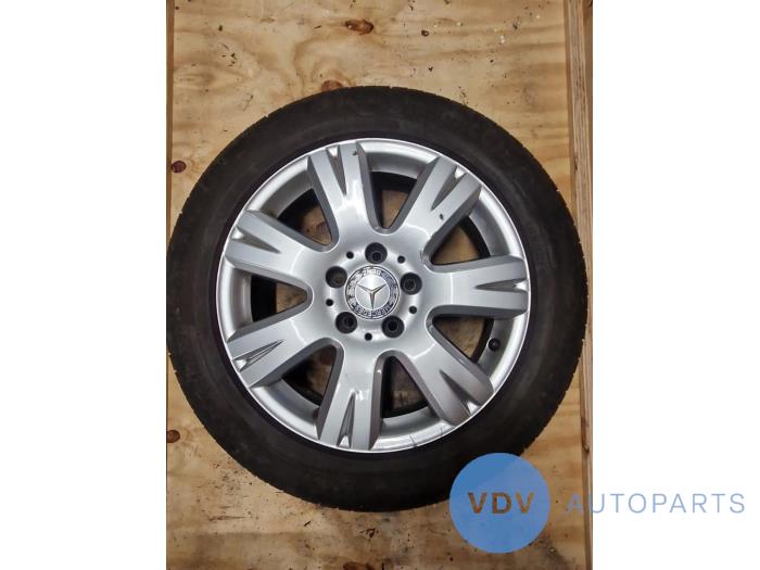 Set of wheels + tyres Mercedes C-Klasse