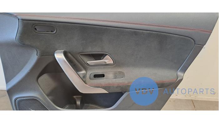 Front door trim 4-door, right Mercedes CLA