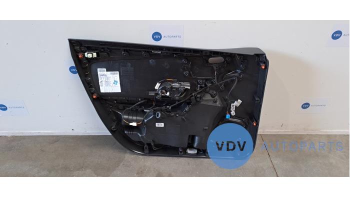 Front door trim 4-door, right Mercedes CLA