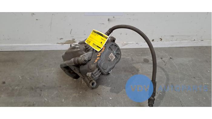 Rear brake calliper, right Mercedes CLA