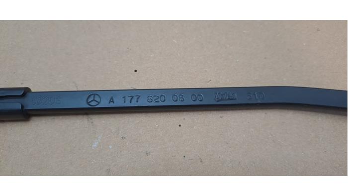 Scheibenwischerarm vorne Mercedes CLA