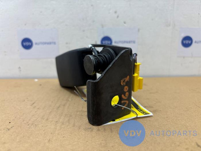 Rear seatbelt buckle, left Mercedes B-Klasse