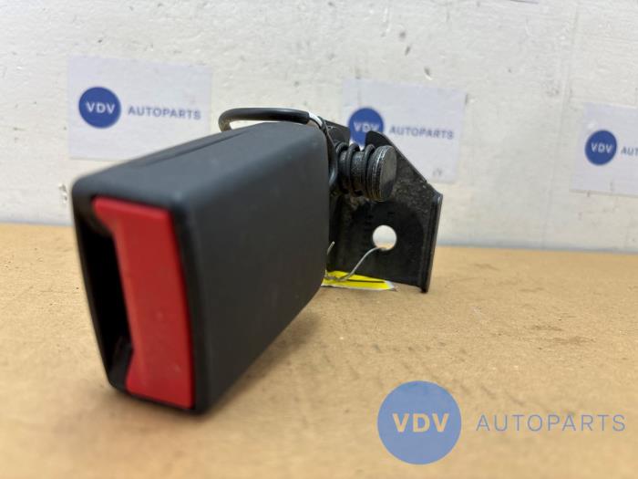 Rear seatbelt buckle, left Mercedes B-Klasse