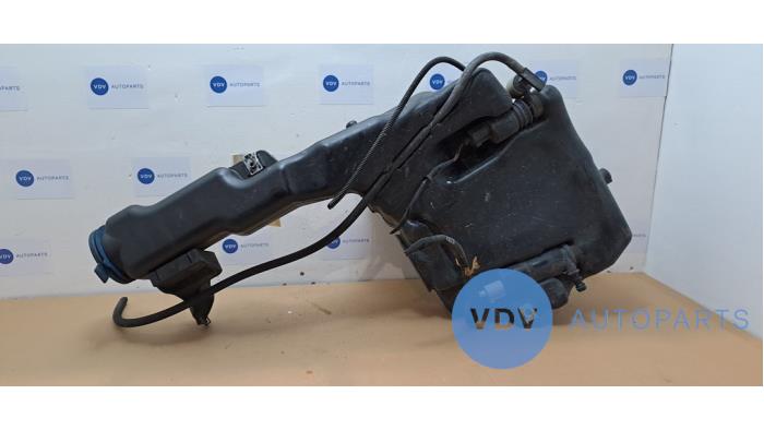 Front windscreen washer reservoir Mercedes C-Klasse