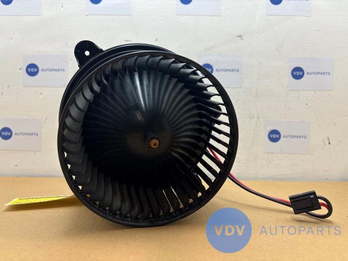 Heating and ventilation fan motor Mercedes CLA