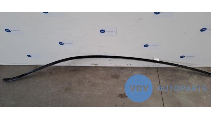 Rail de toit gauche Mercedes GLC-Klasse