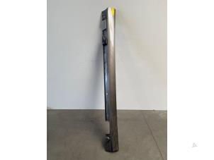 Gebruikte Dorpel rechts Mercedes E (W212) E-220 CDI 16V BlueEfficiency Prijs € 90,75 Inclusief btw aangeboden door Autoparts Van De Velde