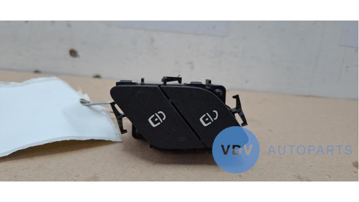 Przelacznik Mercedes B-Klasse