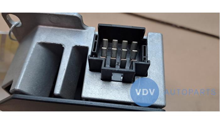 Radioverstärker Mercedes E-Klasse