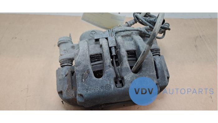 Front brake calliper, right Mercedes Vito