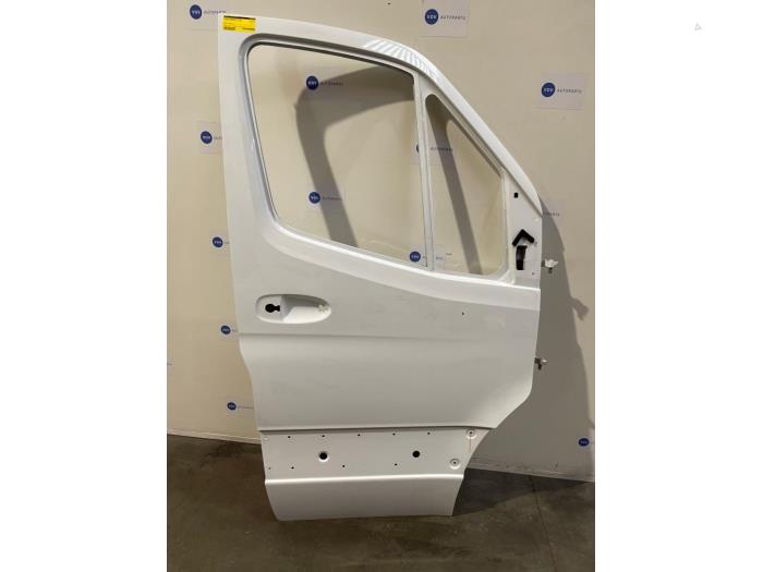 Drzwi prawe przednie wersja 4-drzwiowa Mercedes Sprinter