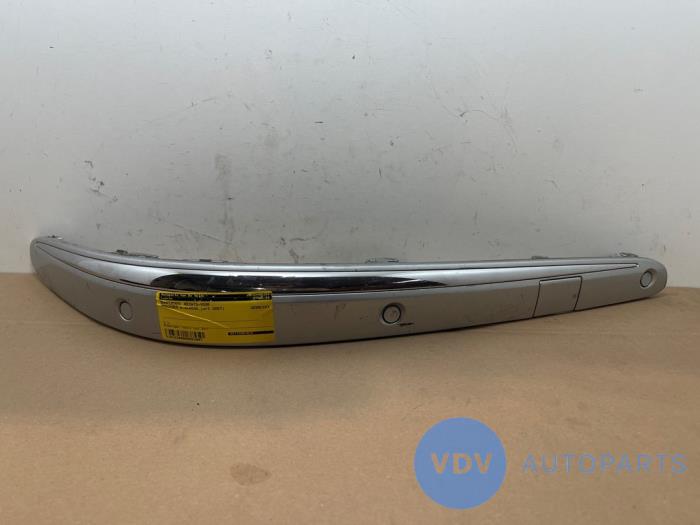 Stoßstangenteil rechts vorne Mercedes E-Klasse