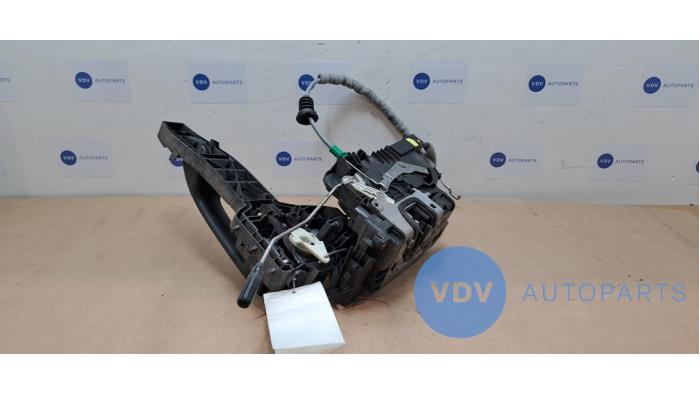 Türschlossmechanik 2-türig links Mercedes Vito