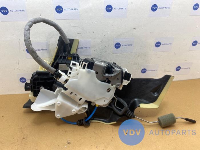 Mecanismo de cerradura de puerta de 4 puertas izquierda delante Mercedes E-Klasse