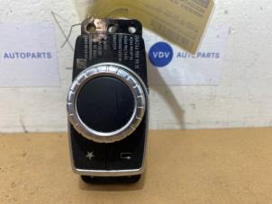 Gebruikte Bediening boordcomputer Mercedes CLA (117.3) 2.2 CLA-200 CDI, 200 d 16V Prijs € 18,15 Inclusief btw aangeboden door Autoparts Van De Velde