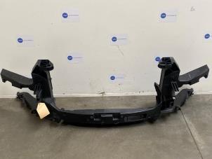 Gebruikte Frontpaneel Mercedes Sprinter 3,5t (907.6/910.6) 315 CDI 2.0 D RWD Prijs € 127,05 Inclusief btw aangeboden door Autoparts Van De Velde