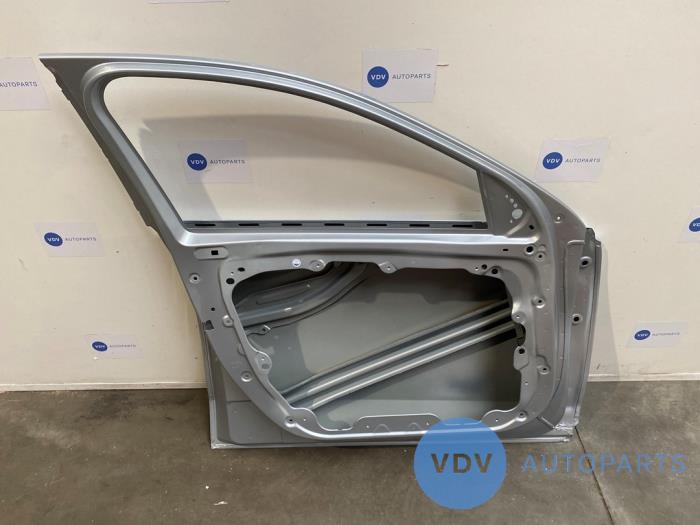 Portière 4portes avant gauche Mercedes C-Klasse