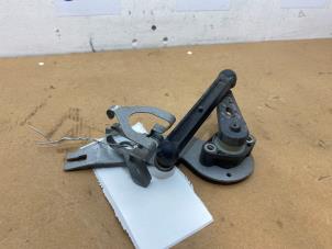 Gebruikte Gier sensor Mercedes EQE AMG SUV (X294) 53 AMG 4-Matic+ Prijs € 24,20 Inclusief btw aangeboden door Autoparts Van De Velde