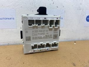 Gebruikte Centrale Deurvergrendelings Module Mercedes S (W223) 3.0 S-450 24V EQ Boost Prijs € 90,75 Inclusief btw aangeboden door Autoparts Van De Velde