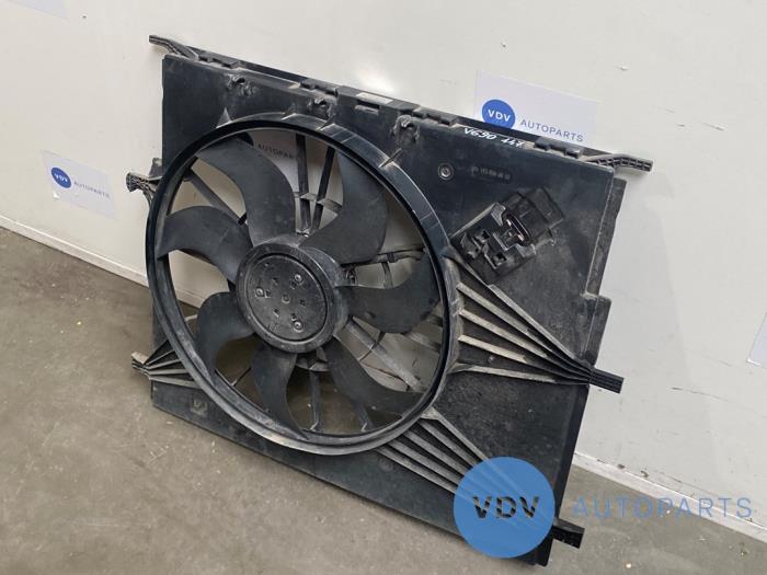 Ventilador de enfriamiento del motor Mercedes Vito