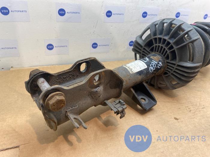 Fronts shock absorber, left Mercedes Vito