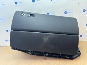 Gebruikte Dashboardkastje Mercedes CLS (C218) 250 CDI BlueEfficiency,BlueTEC, 250 d Prijs € 108,90 Inclusief btw aangeboden door Autoparts Van De Velde