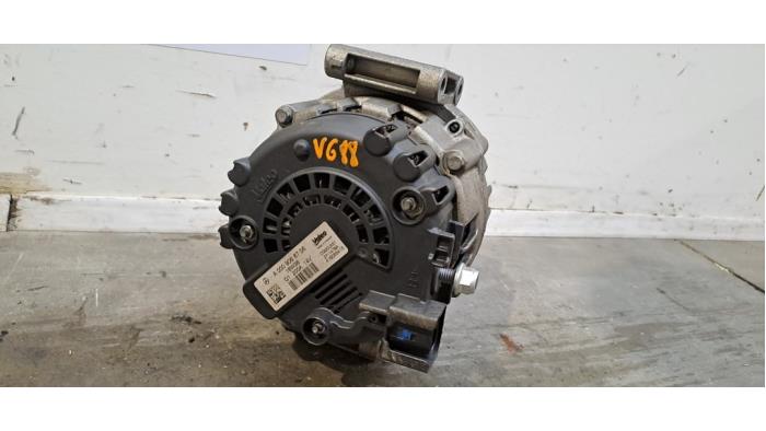 Dynamo Mercedes C-Klasse