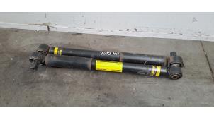 Gebruikte Schokbreker set Mercedes Vito (447.6) 1.6 111 CDI 16V Prijs € 60,50 Inclusief btw aangeboden door Autoparts Van De Velde