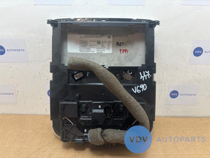 Oswietlenie wewnetrzne przód Mercedes Vito