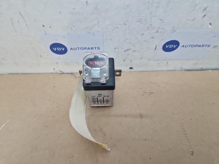 Relais Mercedes 190E/D