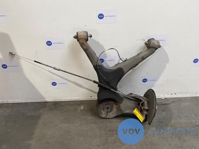 Achsschenkel rechts hinten Mercedes Vito