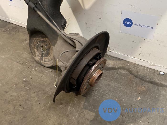 Achsschenkel rechts hinten Mercedes Vito