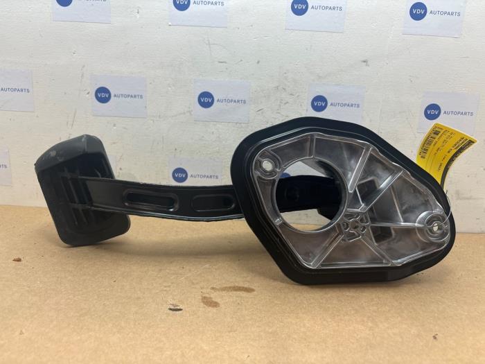 Rempedaal Mercedes EQE