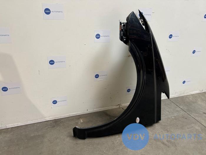 Front wing, left Mercedes Vito