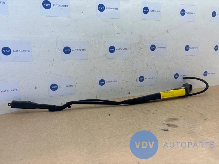 Front wiper arm Mercedes Vito