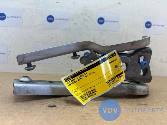 Bonnet Hinge Mercedes Vito