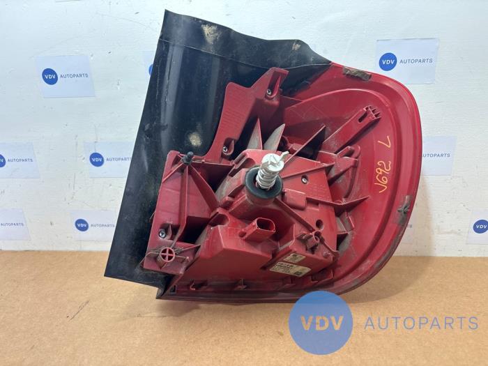 Luz trasera izquierda Mercedes GLA