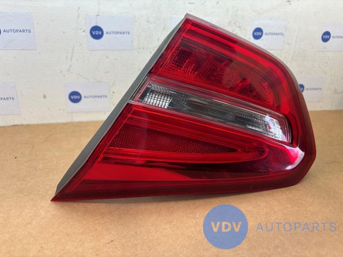 Luz trasera derecha Mercedes GLA
