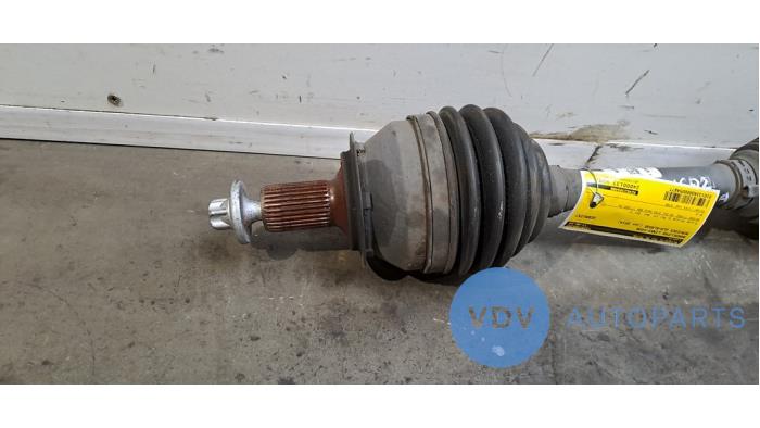 Front drive shaft, left Mercedes GLA
