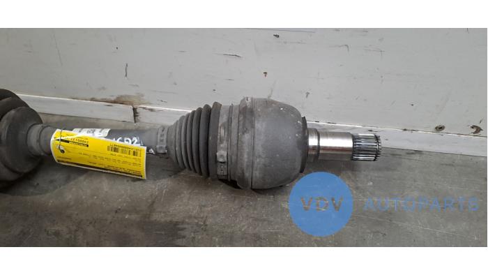 Front drive shaft, left Mercedes GLA