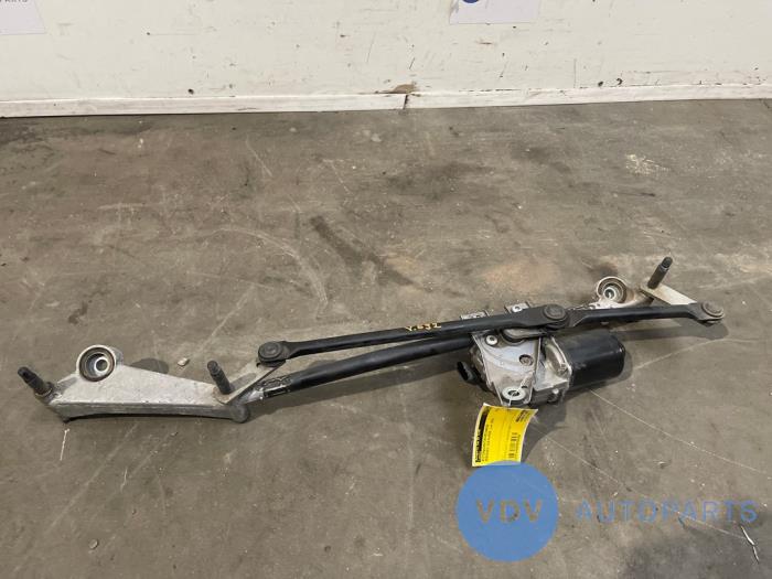 Mecanismo y motor de limpiaparabrisas Mercedes GLA