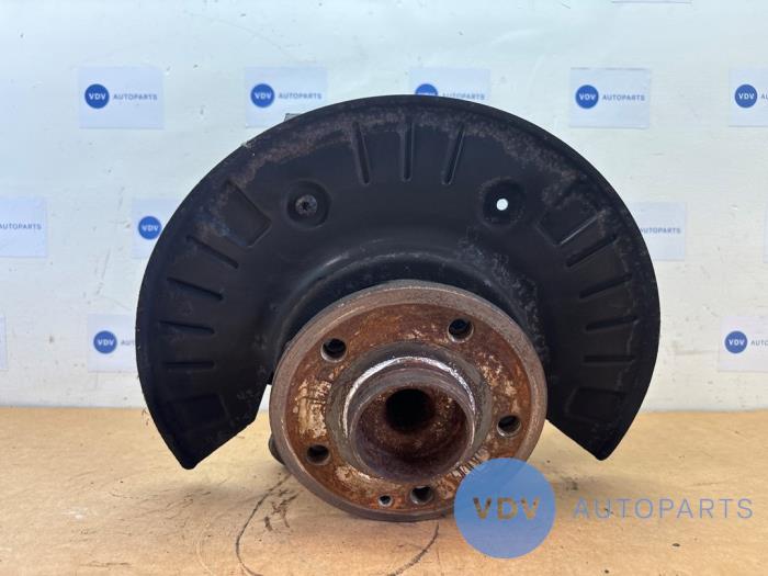 Knuckle, front left Mercedes Vito