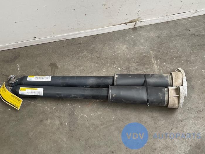 Shock absorber kit Mercedes C-Klasse