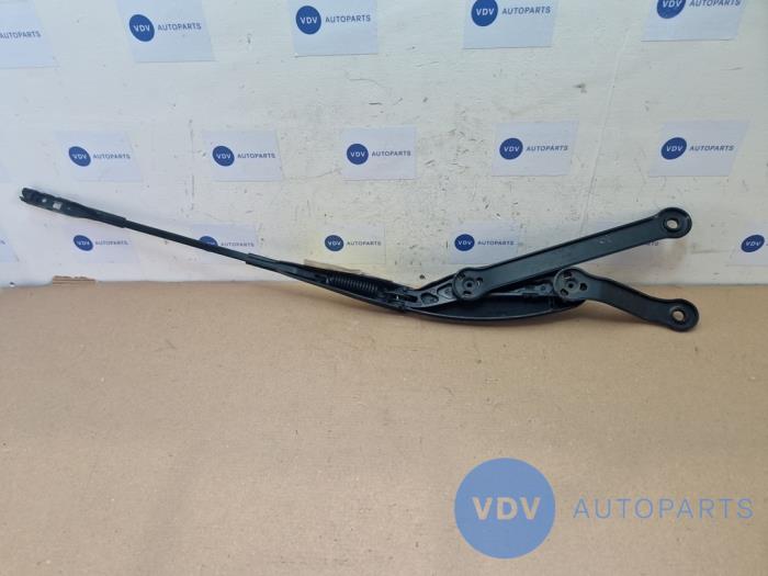 Bras essuie-glace avant Mercedes C-Klasse